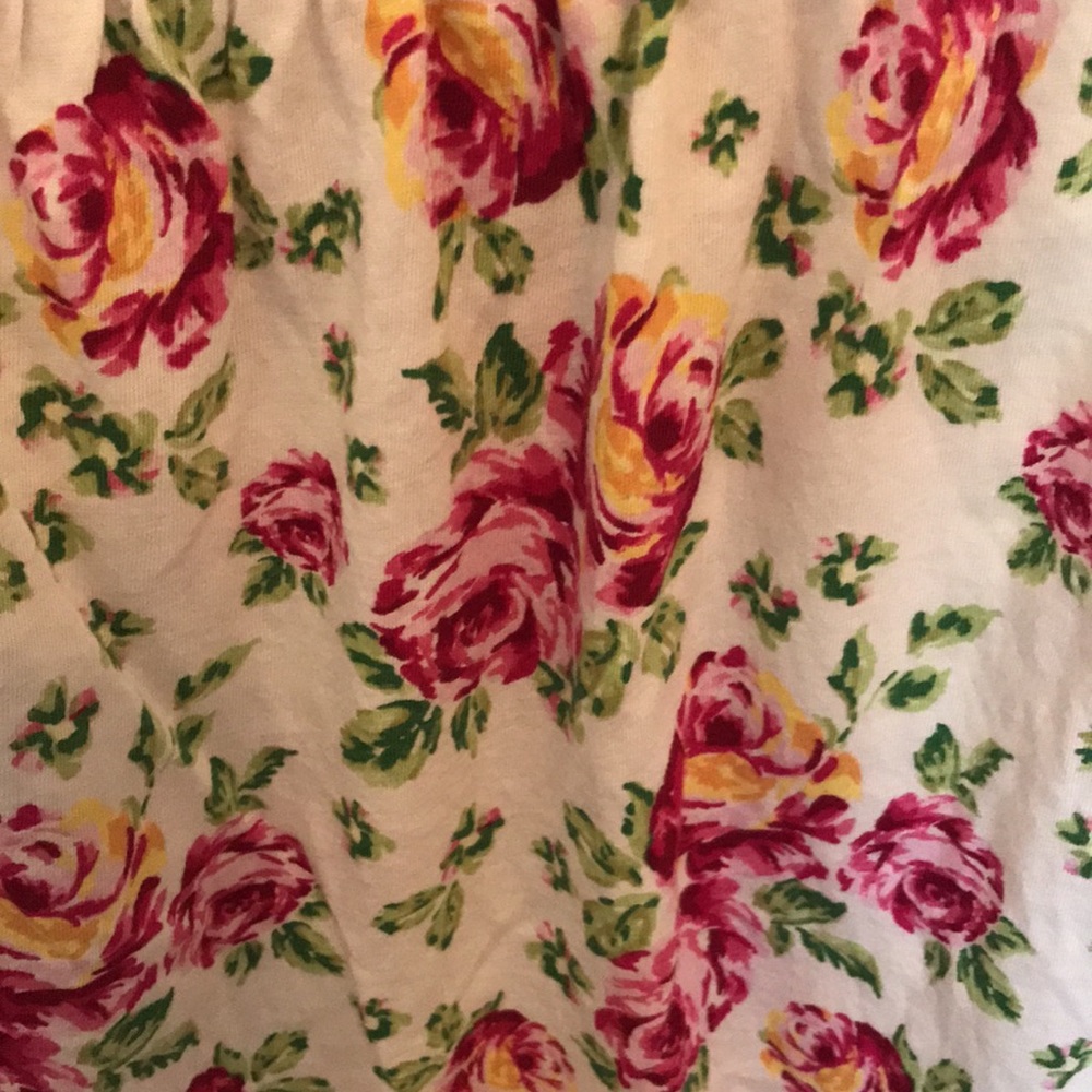 NWT Torrid Rose Ruffle Top - Picture 3 of 9